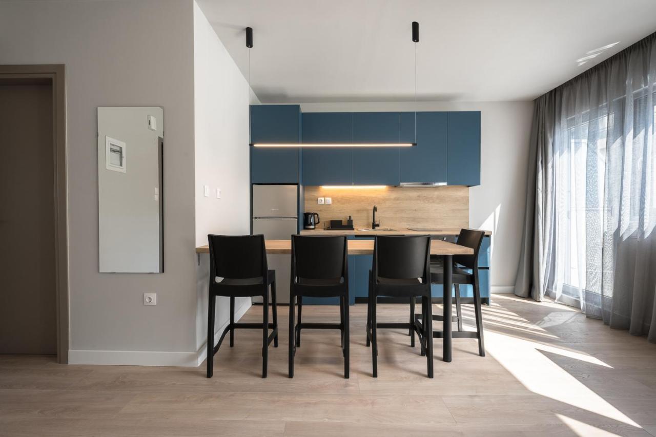 #luxlikehome Lux Locals 2 Apartment